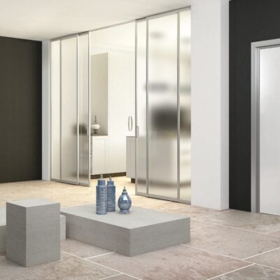 QUANDO PREFERIRE LE PORTE SCORREVOLI: PREGI E DIFETTI